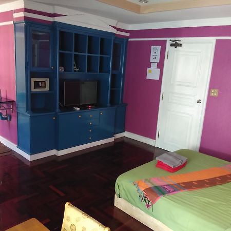B&B 22 House バンコク都 エクステリア 写真