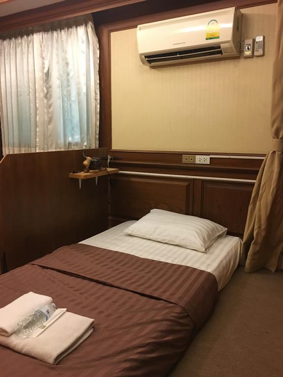 B&B 22 House バンコク都 エクステリア 写真