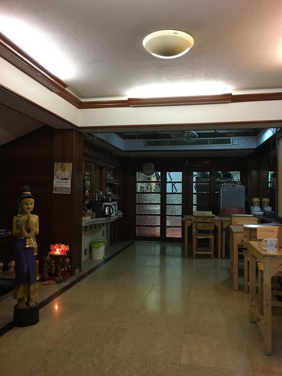 B&B 22 House バンコク都 エクステリア 写真